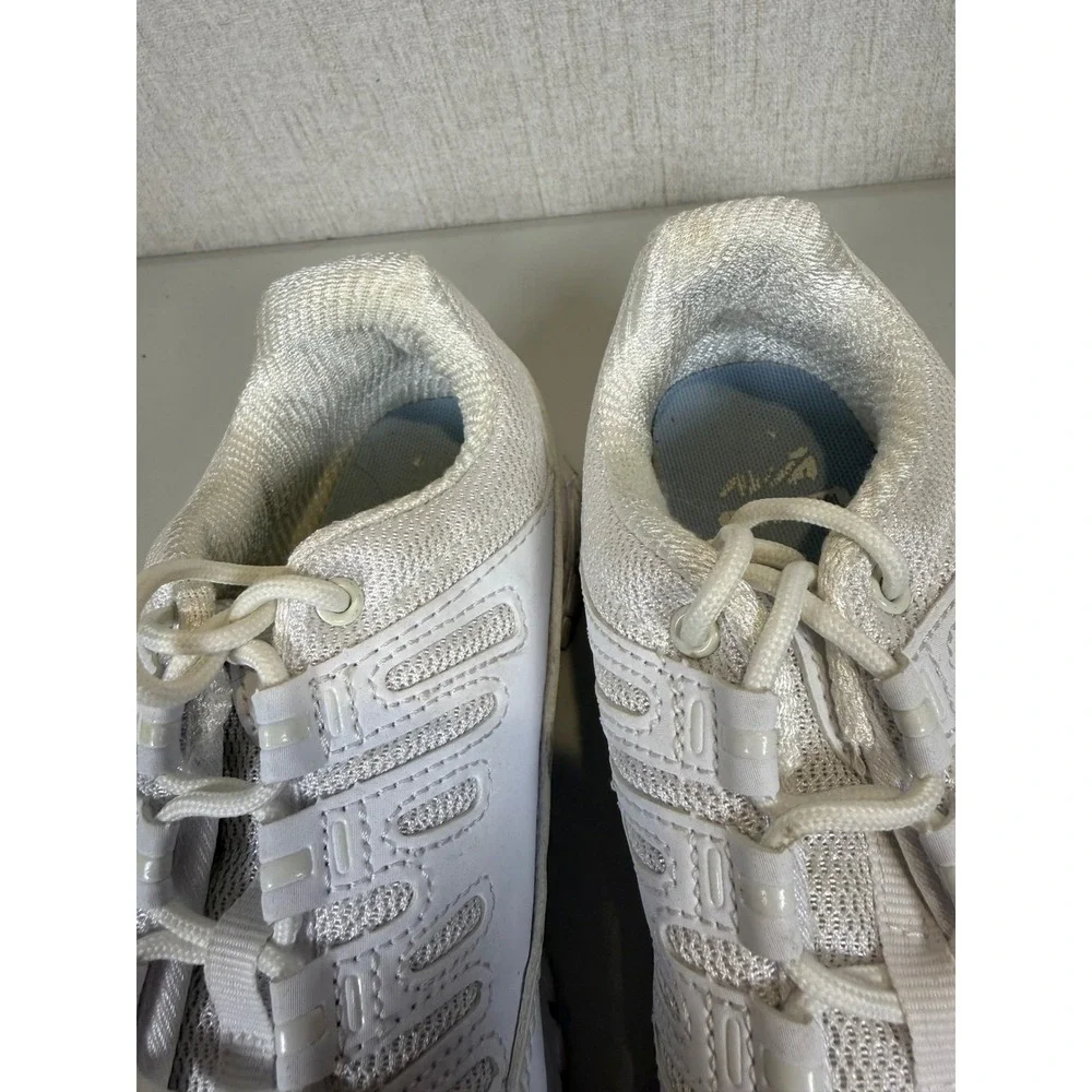 Avia‎ Shoes Womens Size 6 White Mesh Walking Athletic Sneakers WWAV21ESD43